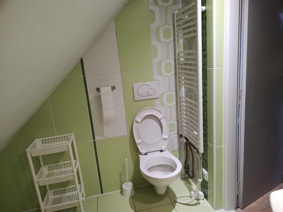 Ferienwohnung U Letiste Kněževes Exterior foto